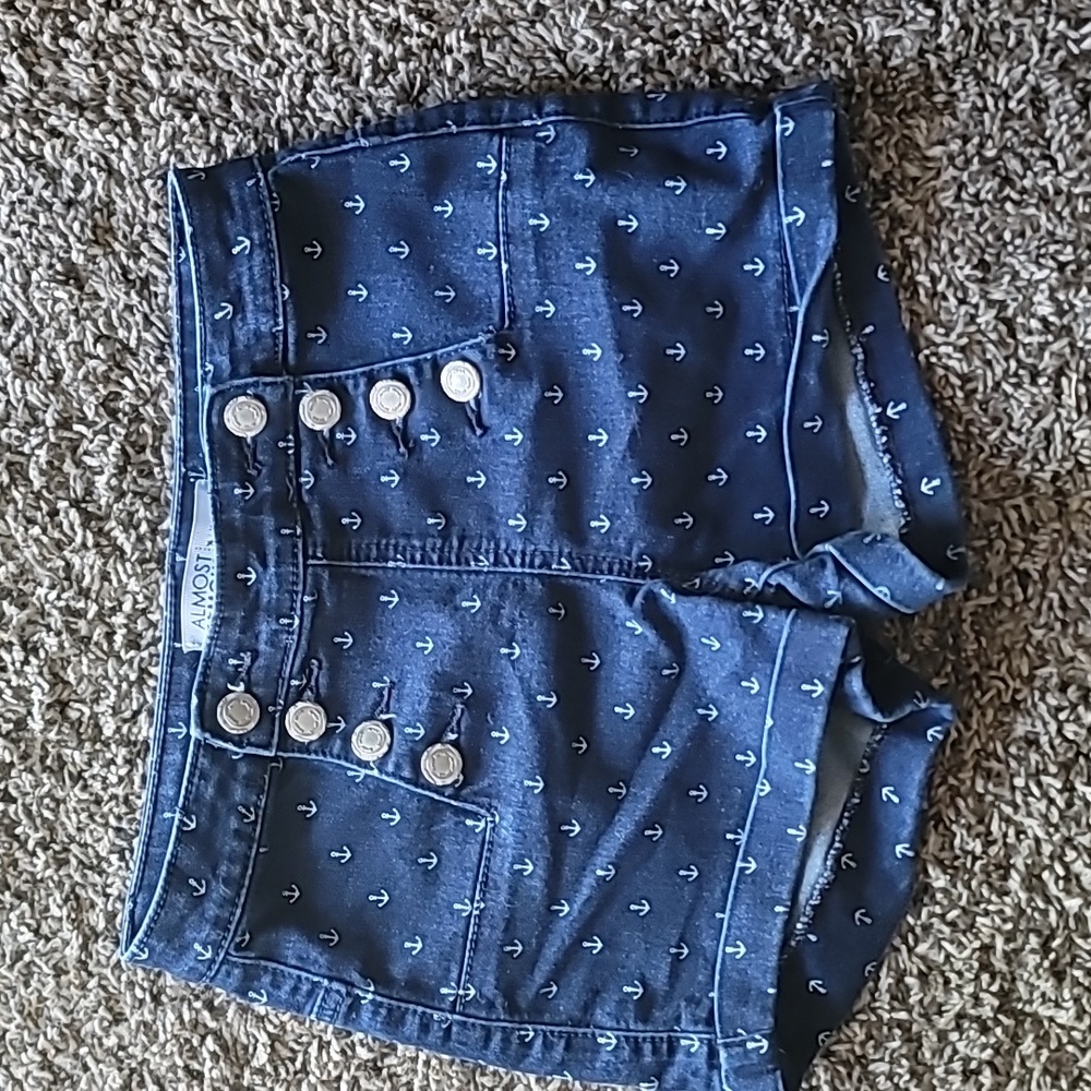Almost Famous Anchor Shorts EUC